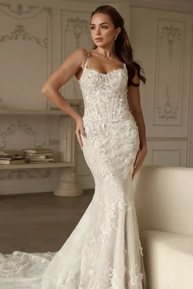 What Is a Trunk Show? Everything You Need to Know Before You Go Image