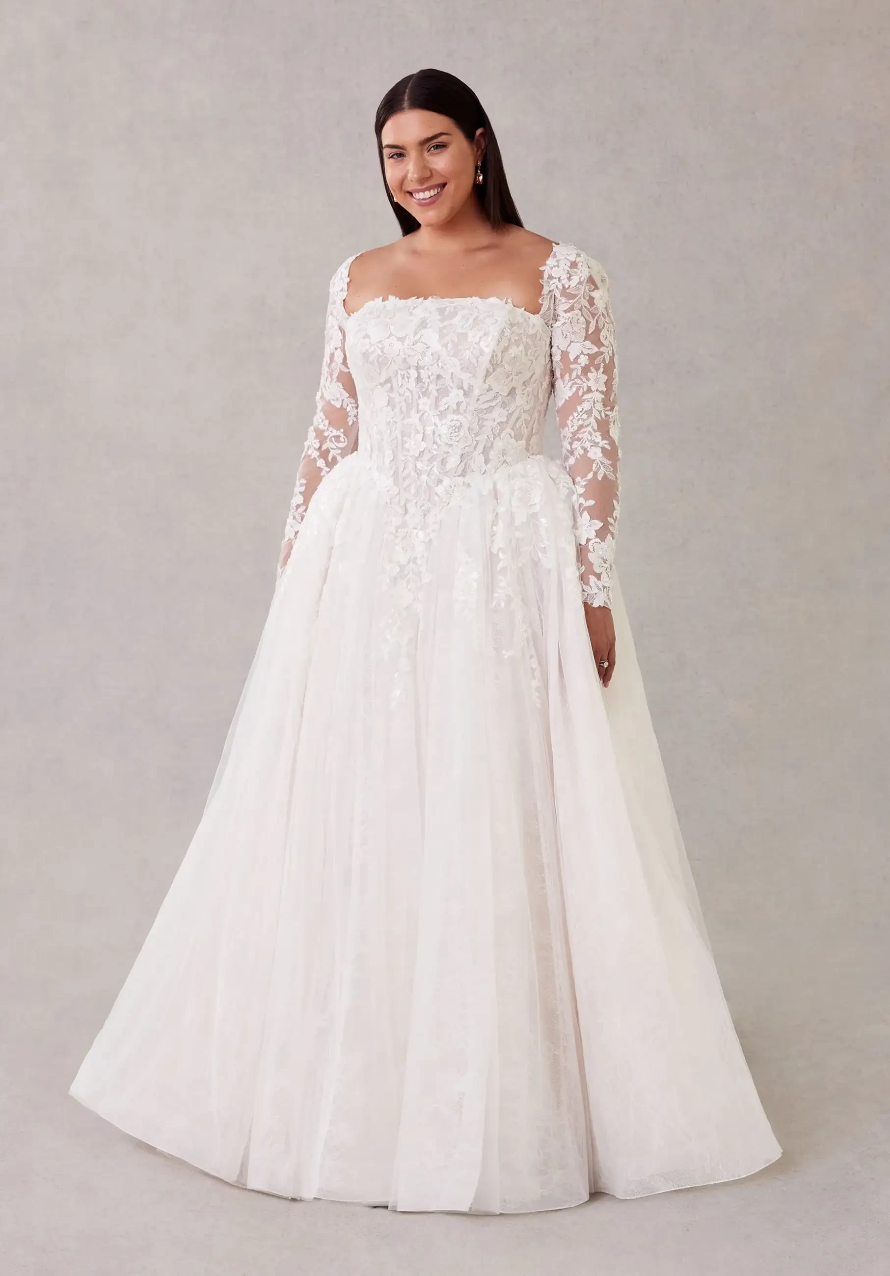 A-Line vs Ballgown vs Mermaid: What Shapes Curvy Brides Love Image